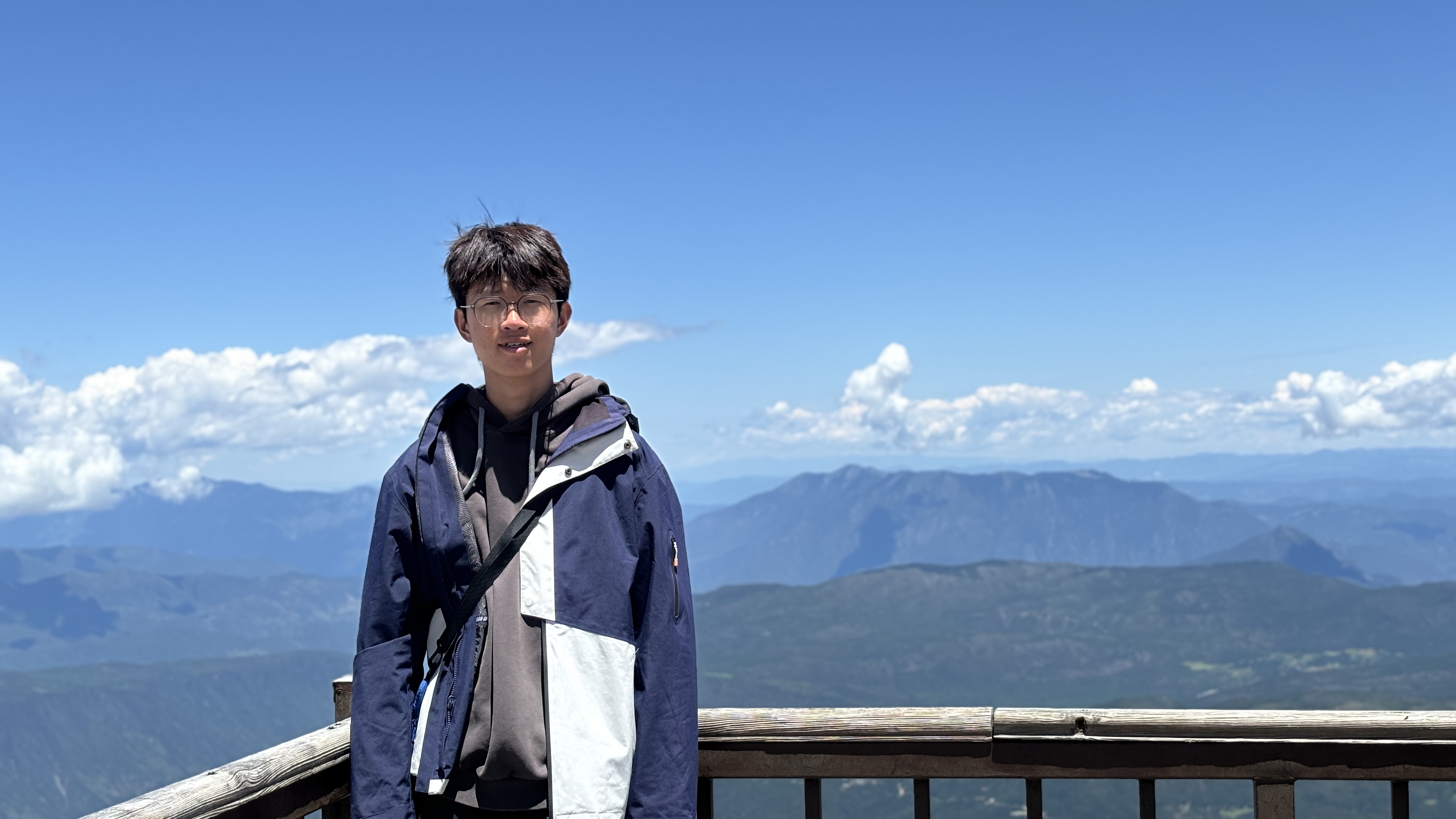 Qinghang Liu(刘庆航)